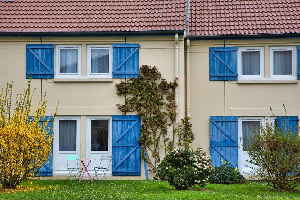 Sure Hotel By Best Western Plaisir Zewnętrze zdjęcie