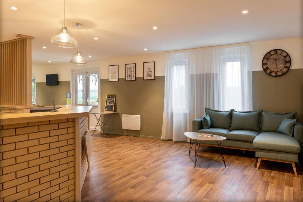 Sure Hotel By Best Western Plaisir Zewnętrze zdjęcie
